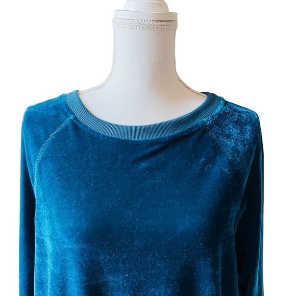 UMGEE WOMENS LONG SLEEVE OVERSIZED TEAL TOP SIZE SMALL - Picture 2 of 9